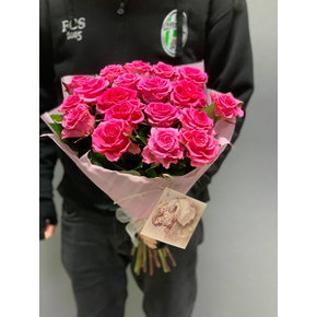Букет розовые розы 